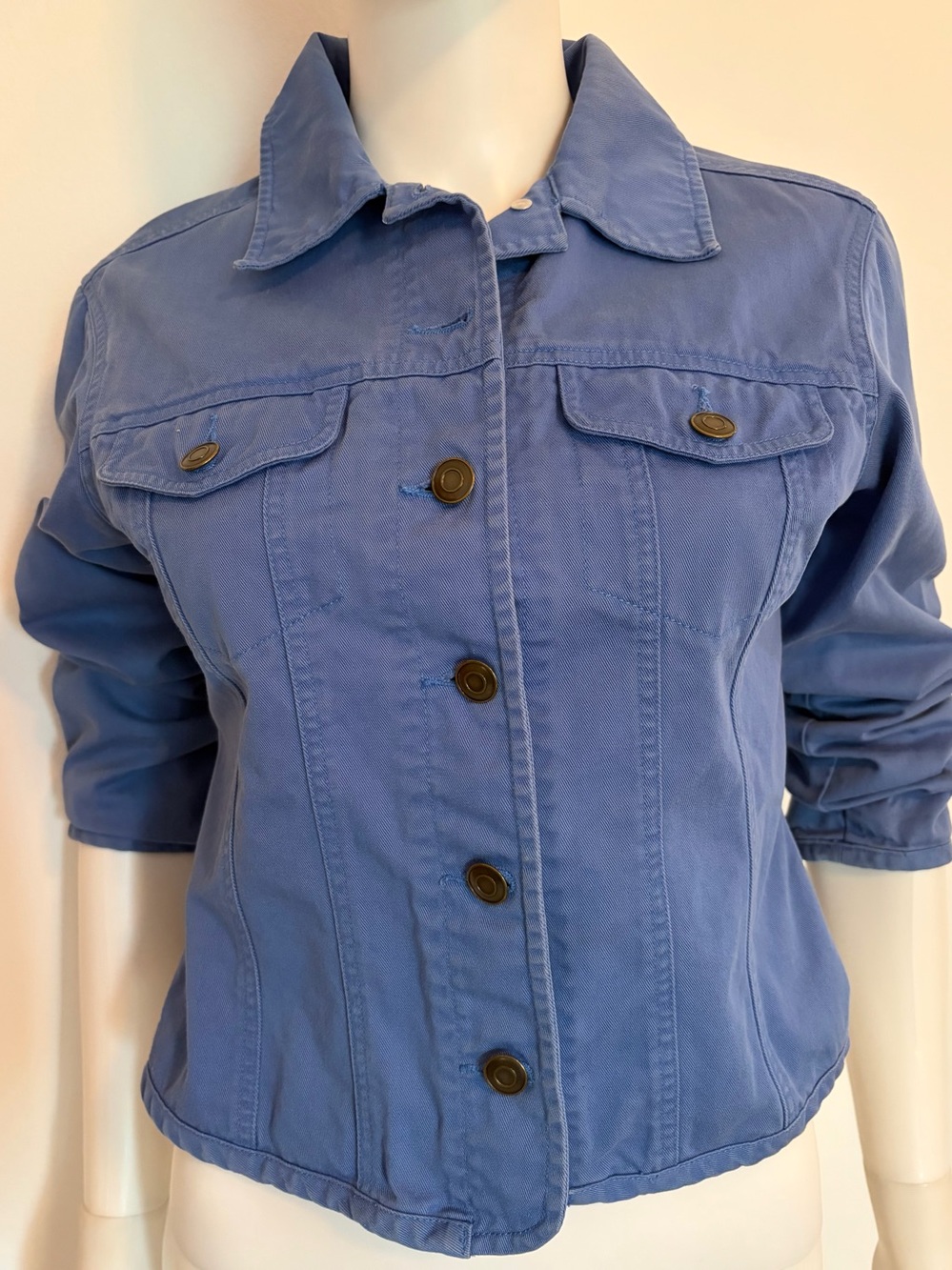 #684 Talbots Periwinkle Button-Front Jean Jacket. Like New!